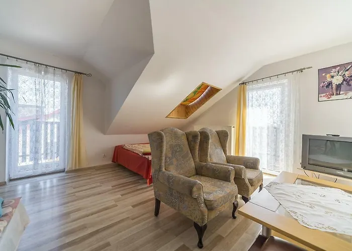 בית אירוח Goscinne U Ewy יאסטארניה